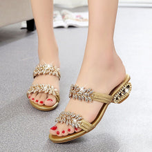 Laden Sie das Bild in den Galerie-Viewer, Modische rutschfeste Sandalen mit Strasssteinen für Damen