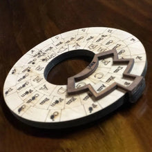 Laden Sie das Bild in den Galerie-Viewer, Melodiewerkzeug aus Holz