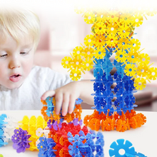 Laden Sie das Bild in den Galerie-Viewer, Schneeflockenförmige Bausteine für Kinder