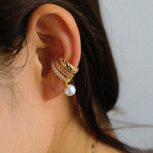 Laden Sie das Bild in den Galerie-Viewer, Modischer Ohrclip aus Perlen