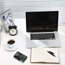 Laden Sie das Bild in den Galerie-Viewer, Kohlefaser Geldbörse