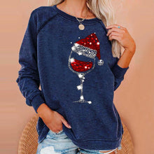 Laden Sie das Bild in den Galerie-Viewer, Weihnachts-Sweatshirt mit Weinglas-Print