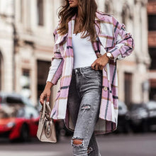 Laden Sie das Bild in den Galerie-Viewer, Karierter Damenhemdmantel