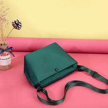 Laden Sie das Bild in den Galerie-Viewer, Damen Modische Wasserdichte Umhängetasche