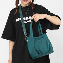 Laden Sie das Bild in den Galerie-Viewer, Modetasche aus Nylon mit großem Fassungsvermögen