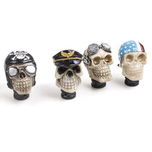 Laden Sie das Bild in den Galerie-Viewer, Auto Schalthebel Totenkopf Dekoration