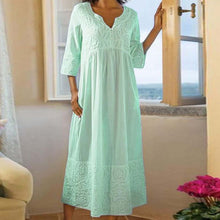 Laden Sie das Bild in den Galerie-Viewer, Einfarbiges Spitzenkleid aus Baumwolle und Leinen