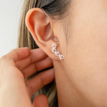 Laden Sie das Bild in den Galerie-Viewer, Damen Hunde Fußabdruck Ohrringe