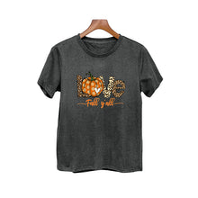 Laden Sie das Bild in den Galerie-Viewer, Halloween Kürbis T-Shirt