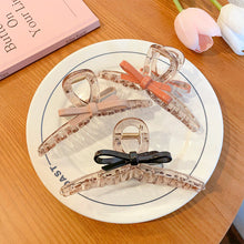 Laden Sie das Bild in den Galerie-Viewer, Bogen-Haarnadel