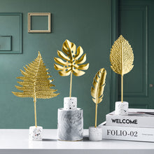Laden Sie das Bild in den Galerie-Viewer, Goldener Blatt Schmuck