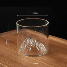 Laden Sie das Bild in den Galerie-Viewer, Mount Fuji Glasbecher