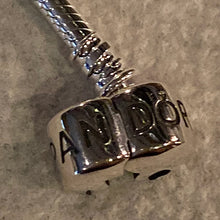 Laden Sie das Bild in den Galerie-Viewer, Stilvolles Schlangenarmband