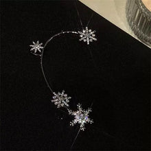 Laden Sie das Bild in den Galerie-Viewer, Modische vielseitige Schneeflowerohrringe