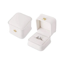 Laden Sie das Bild in den Galerie-Viewer, Pu-Leder-Ring-Geschenkbox