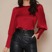 Laden Sie das Bild in den Galerie-Viewer, Geknöpftes Satinhemd mit Rundhalsausschnitt