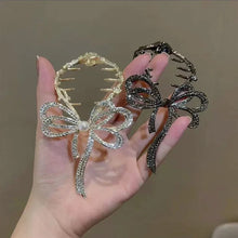 Laden Sie das Bild in den Galerie-Viewer, Bogenknoten leicht-Luxus-Haarspange