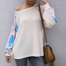 Laden Sie das Bild in den Galerie-Viewer, Bedrucktes T-Shirt mit Rundhalsausschnitt