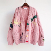 Laden Sie das Bild in den Galerie-Viewer, Modische lockere Winterstrickjacke mit Stickerei