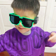 Laden Sie das Bild in den Galerie-Viewer, Mosaic Luminous Sunglasses