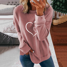 Laden Sie das Bild in den Galerie-Viewer, Langarm-Sweatshirt mit Rundhalsausschnitt und Herzdruck