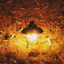 Laden Sie das Bild in den Galerie-Viewer, Multifunktionales wiederaufladbares tragbares Campinglicht für den Außenbereich