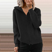 Laden Sie das Bild in den Galerie-Viewer, Locker gestrickter Pullover mit Reißverschluss am Revers