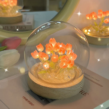 Laden Sie das Bild in den Galerie-Viewer, Tulpen-Nachtlicht