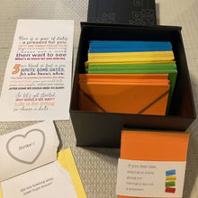 Laden Sie das Bild in den Galerie-Viewer, 52 Woche der Datteln | Schachtel mit Date-Night-Ideen