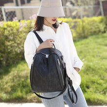 Laden Sie das Bild in den Galerie-Viewer, Modischer Rucksack mit einfachem Buchstabenmuster