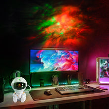 Laden Sie das Bild in den Galerie-Viewer, Sternenhimmel-Projektionslampe In Astronautenform