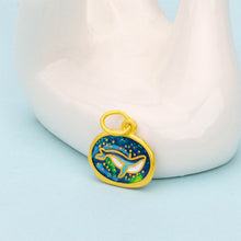 Laden Sie das Bild in den Galerie-Viewer, Halskette mit Sternenwal für Kinder