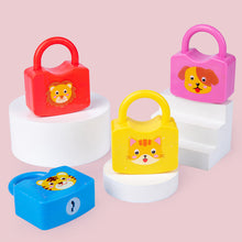Laden Sie das Bild in den Galerie-Viewer, Montessori Lock Game Spielzeug