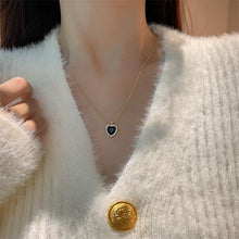 Laden Sie das Bild in den Galerie-Viewer, Schwarze Liebeskette aus Zirkon