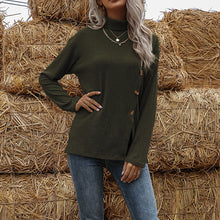 Laden Sie das Bild in den Galerie-Viewer, Strickpullover mit Knopfschlitz