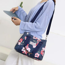 Laden Sie das Bild in den Galerie-Viewer, Schultertasche aus Nylon mit großem Fassungsvermögen