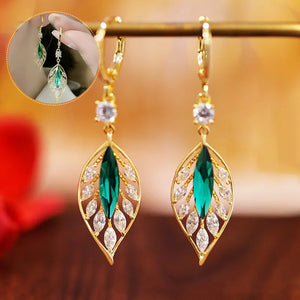 Armband aus Hetian-Jade mit Blatt