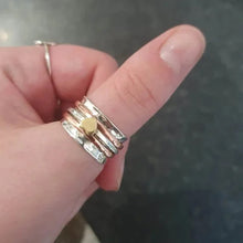 Laden Sie das Bild in den Galerie-Viewer, Eleganter Drehbarer Liebesring