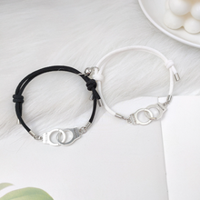 Laden Sie das Bild in den Galerie-Viewer, Handschellen Armband
