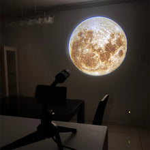 Laden Sie das Bild in den Galerie-Viewer, Kreative USB Projektionslampe für Planeten