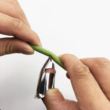 Laden Sie das Bild in den Galerie-Viewer, Multifunktionaler Handgeschützter Gemüsepflücker aus Edelstahl