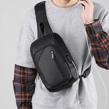 Laden Sie das Bild in den Galerie-Viewer, Multifunktionale Brusttasche für Herren mit großem Fassungsvermögen