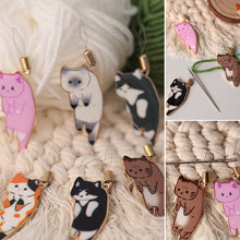 Laden Sie das Bild in den Galerie-Viewer, Nadeleinfädler mit Katzenmuster