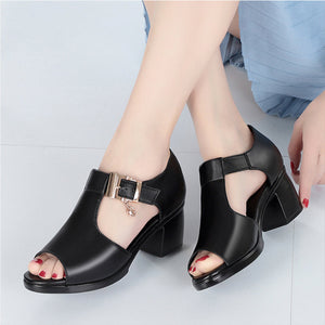 Bequeme und stylische Fischmaul-Sandalen mit Schnalle
