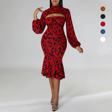 Laden Sie das Bild in den Galerie-Viewer, Zweiteiliges Leopardenkleid mit Rüschen