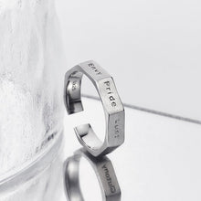 Laden Sie das Bild in den Galerie-Viewer, Vintage Herrenringe - Gravierte 7 Todsünden/7 Tugenden