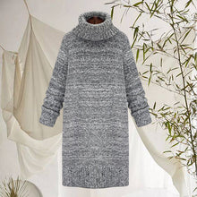 Laden Sie das Bild in den Galerie-Viewer, Mittellanges Strickkleid mit Rollkragen