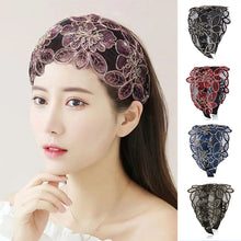 Laden Sie das Bild in den Galerie-Viewer, Besticktes Spitzen-Stirnband