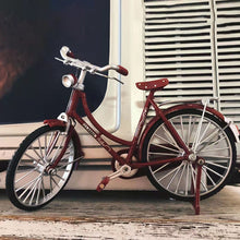 Laden Sie das Bild in den Galerie-Viewer, Simulierte Fahrrad-Dekoration aus Legierung