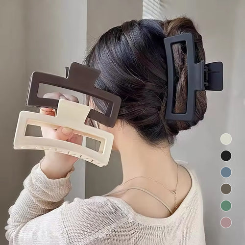 Klassische quadratische Haarkrallen